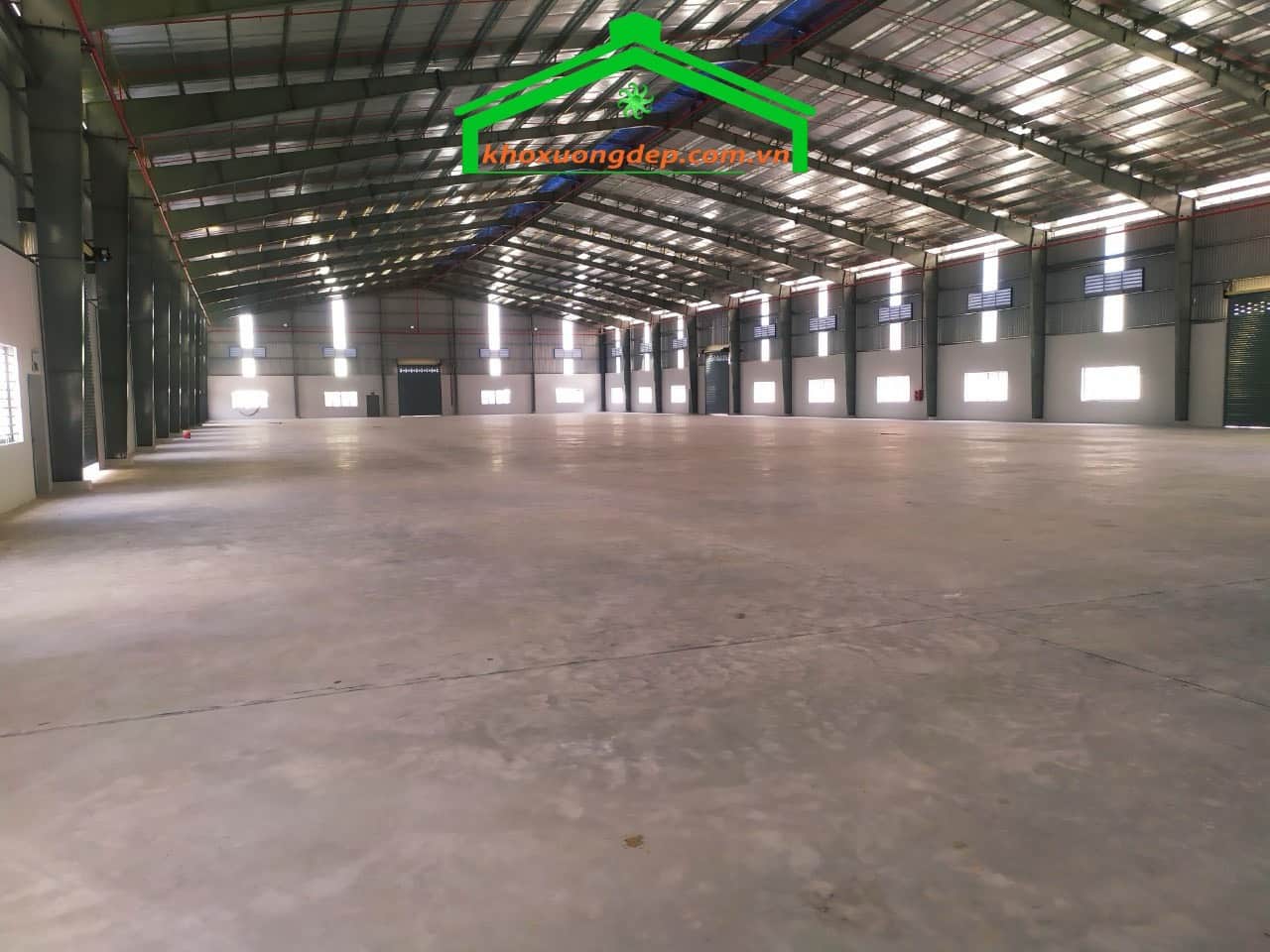 Cho thuê kho xưởng 2600m2 KCN Hải Sơn, Đức Hòa, Long An